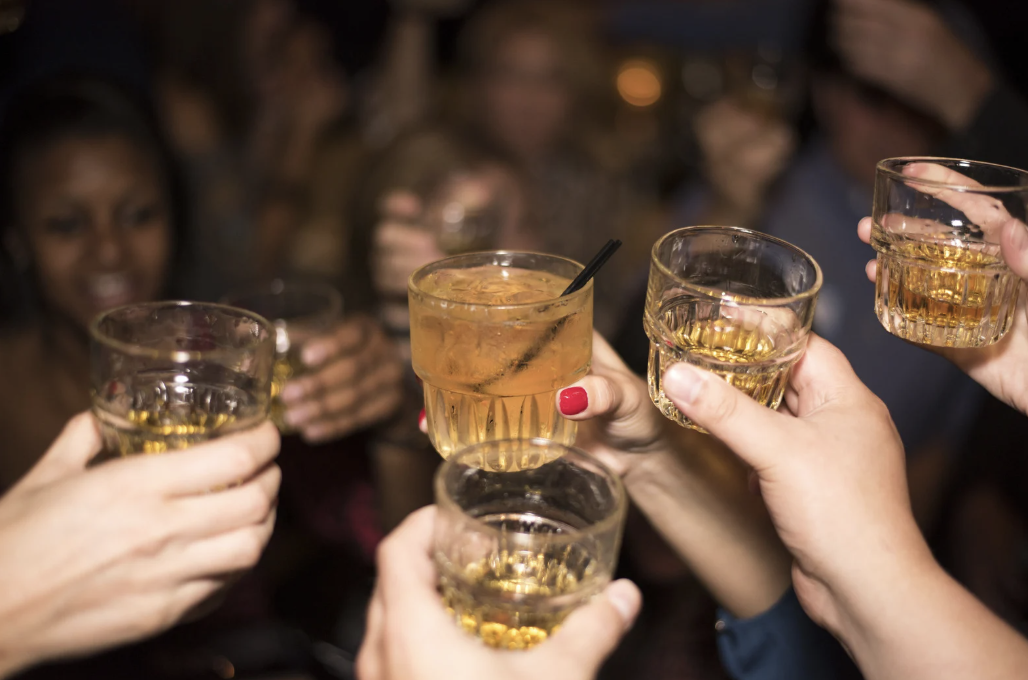 Alcool et antidépresseurs : ce qu'on ne vous dit pas toujours
