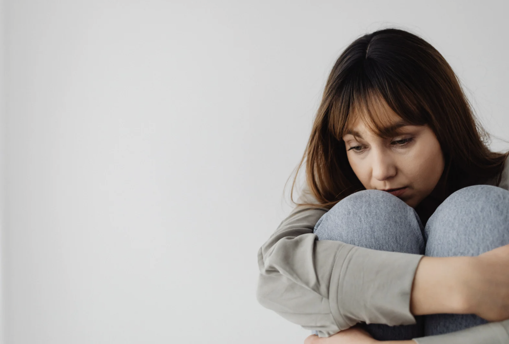 Combien de temps dure une dépression sévère : comprendre pour mieux guérir